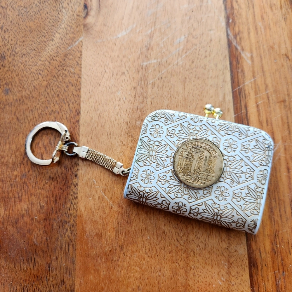 Gold and White Keychain Coin Purse With Chicago Stamp